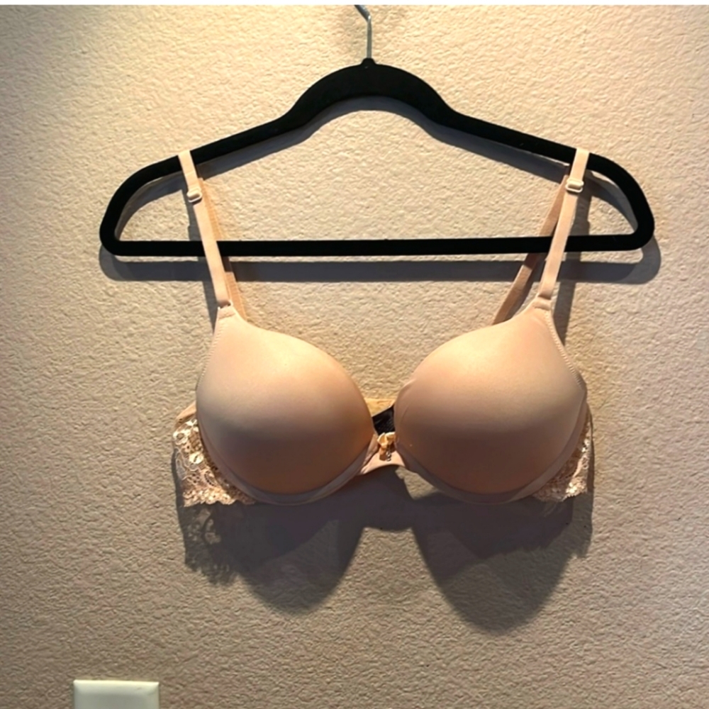 Smart and Sexy nude push up